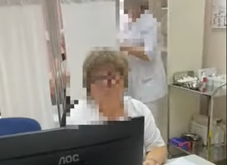 Drama u Bijeljini: Dijete s visokom temperaturom vraćeno s pregleda dok roditelj ne plati 40 KM