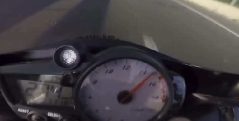 Jurio 270 km/h pa se hvalio na društvenim mrežama: Dobio paprenu kaznu i zabranu vožnje motocikla