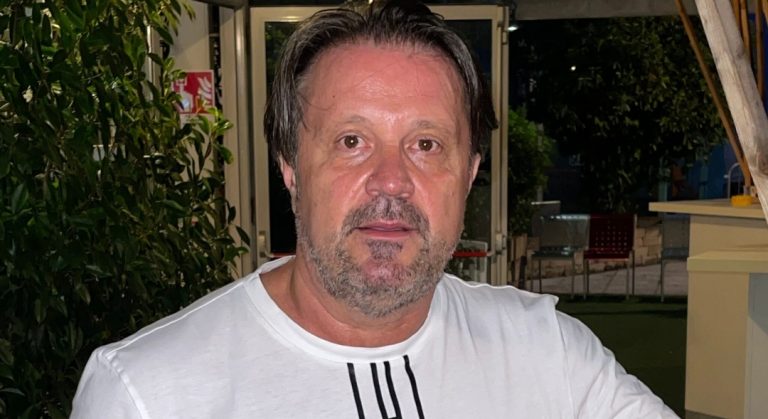 Organizatori koncerta Osmana Hadžića u Hrvatskoj: “Nije pjevao 11. jula, svjesno je čekao da prođe ponoć”