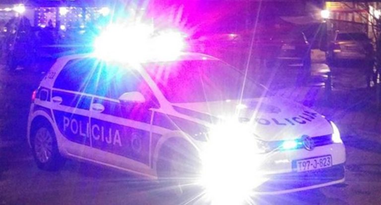 Detalji užasa u Hrasnici: 43-godišnjak lopatom ubio majku i brata!?